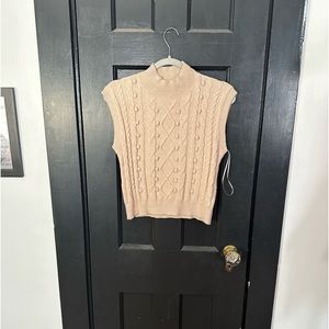 Sweater vest